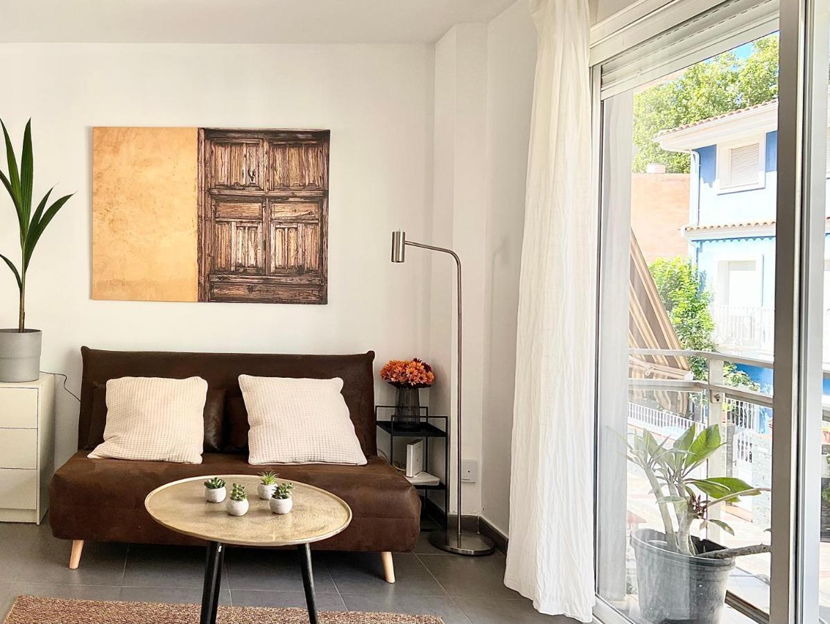 Apartamentos Varela 14 Малага Экстерьер фото
