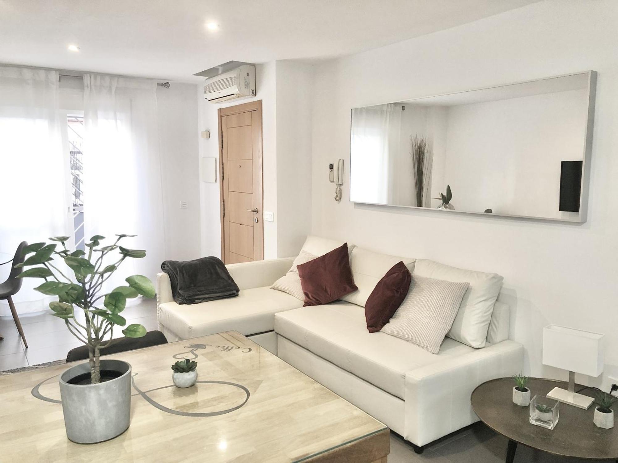 Apartamentos Varela 14 Малага Экстерьер фото